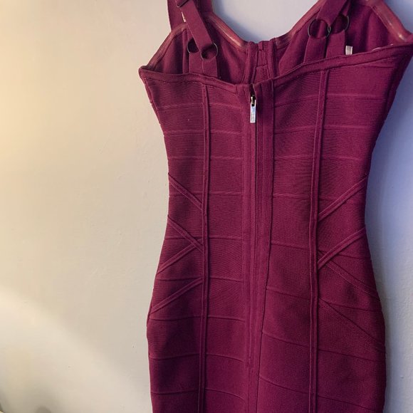 Stunning Designer cocktail dress by Stretta of LA - Picture 11 of 11